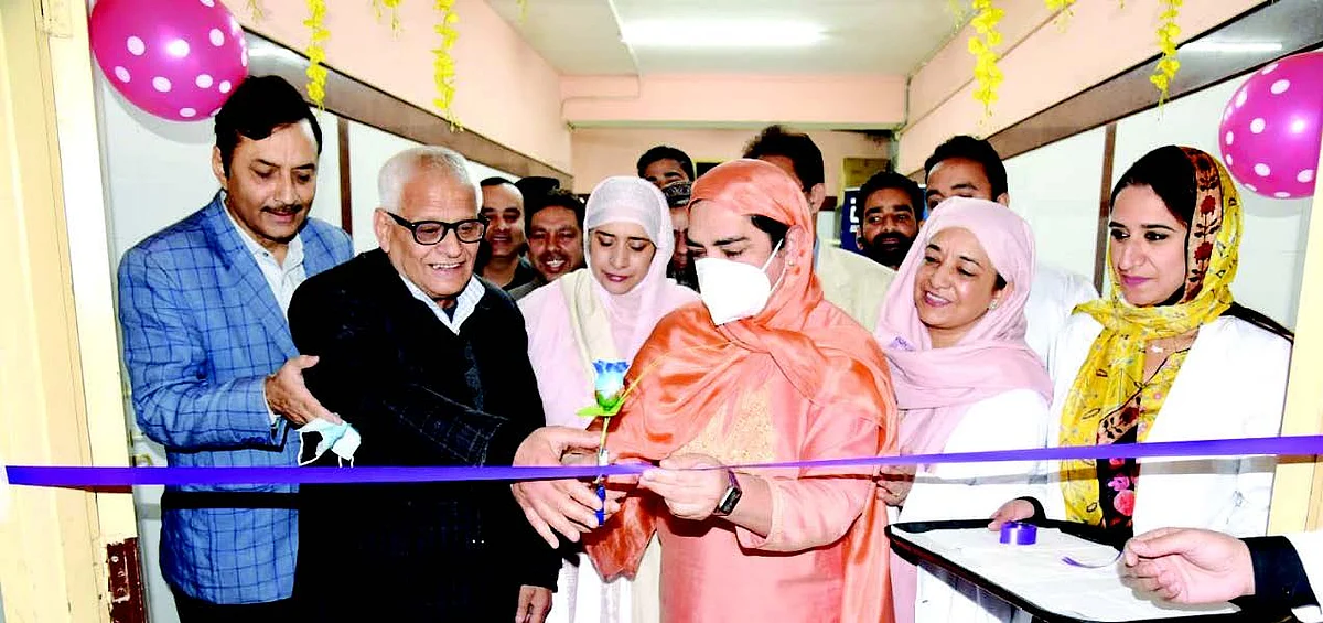 Prof Samia Rashid, Principal and Dean GMC Srinagar was also present on the occasion.