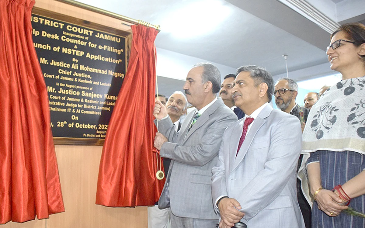 Chief Justice inaugurates Legal Aid Defence Counsel office