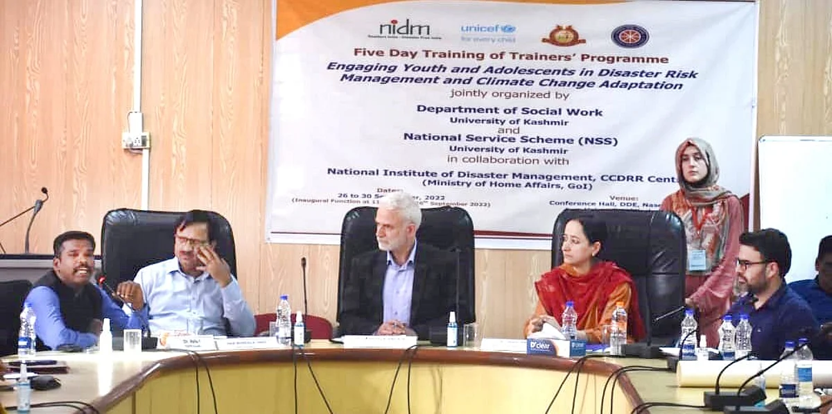 A field visit to ‘Nature University’ Pampore was also conducted on the fourth day.