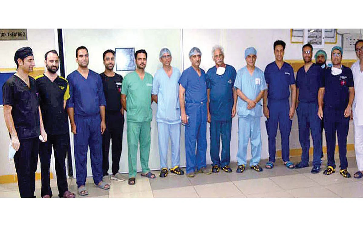 In a first, 2 kidney transplant surgeries performed at Super Speciality Hospital in Srinagar