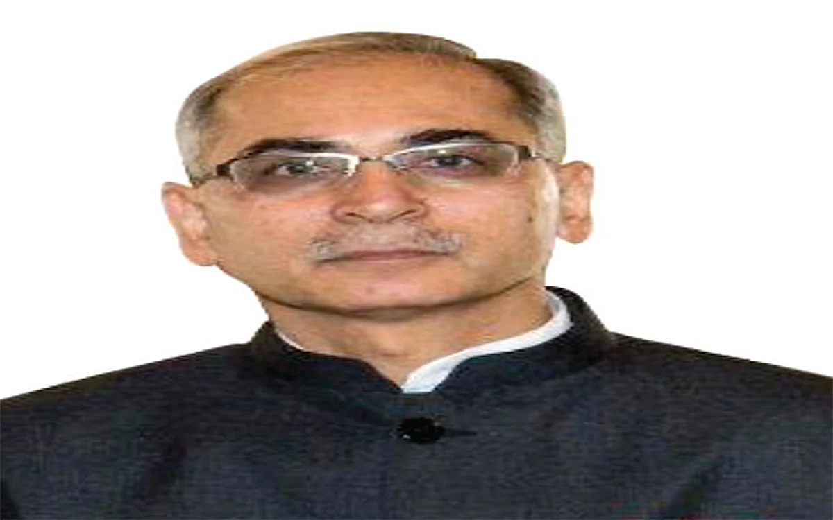 Centre extends term of Vinay Mohan Kwatra as Foreign Secretary