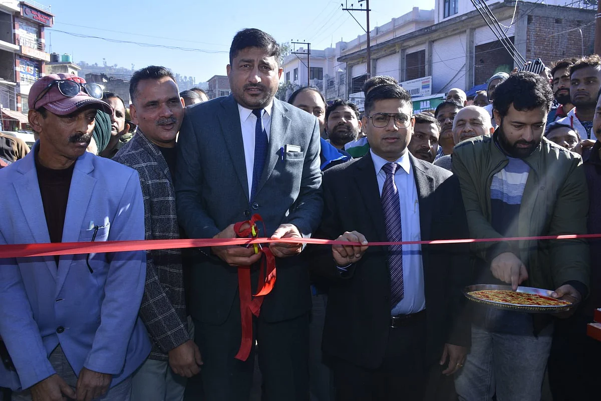 Locals present on the occasion thanked the administration for completing this languishing project and throwing it open for the public.