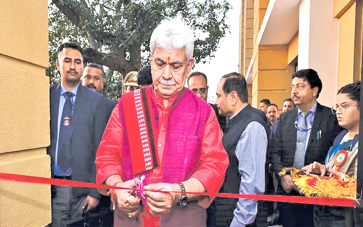 LG inaugurates academic block, multidisciplinary research hub at govt College for Women, Parade