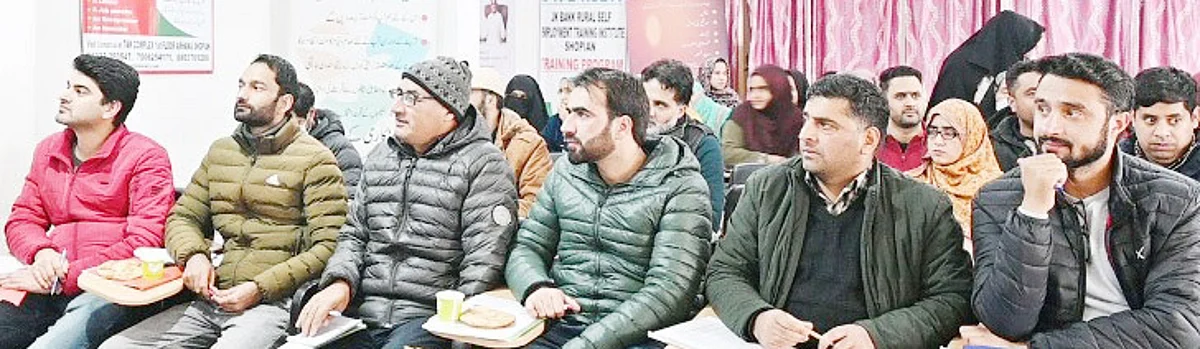 JKRLM organises workshop on SHG-Bank Linkage at Shopian