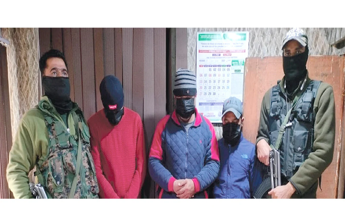 3 gamblers held