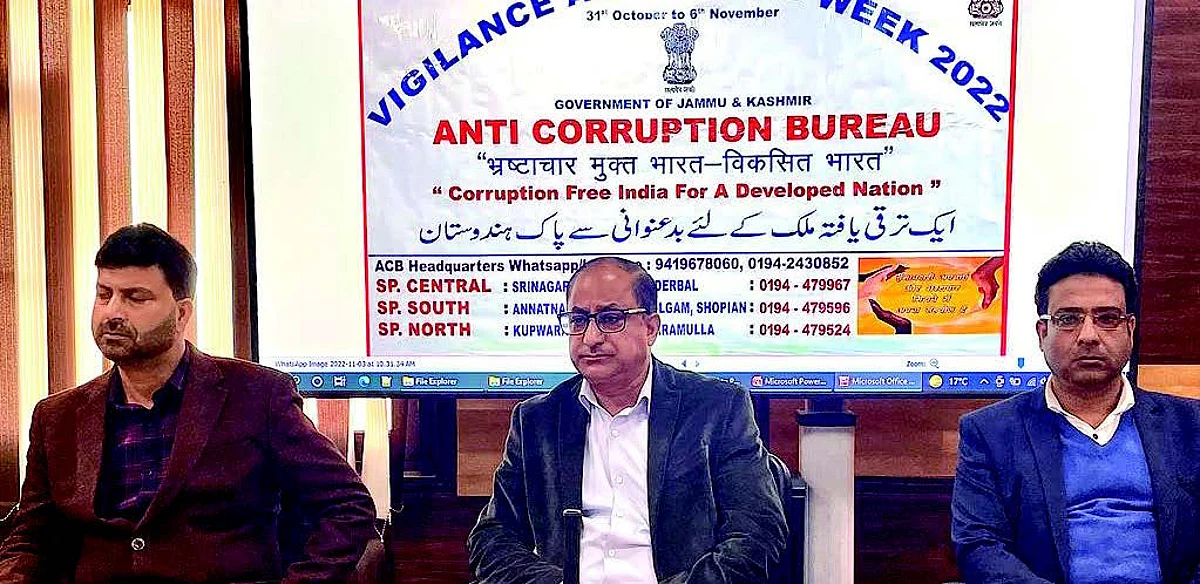 Director JKEDI stressed on the role of education in inculcating moral and ethical values of integrity.