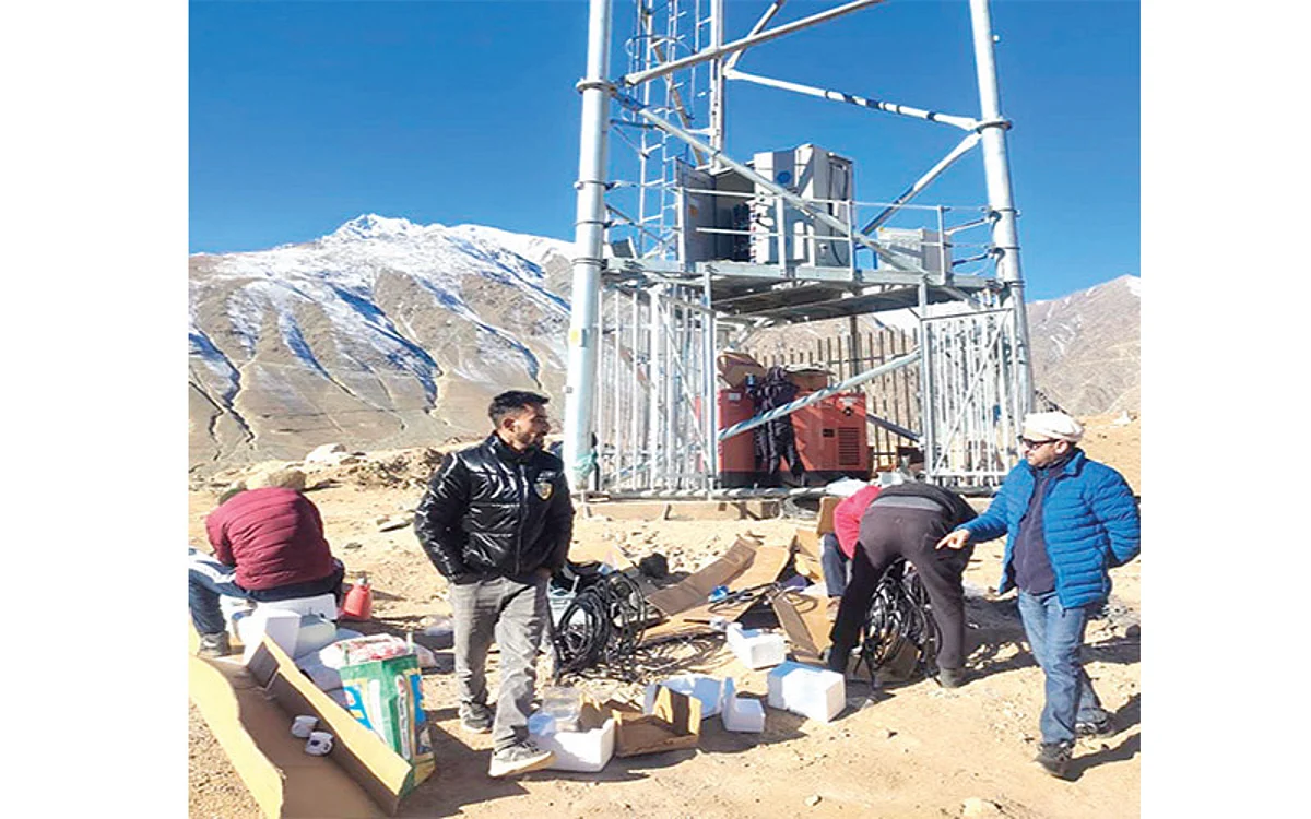 Kargil’s Kaksar border village gets connected to cellphone network