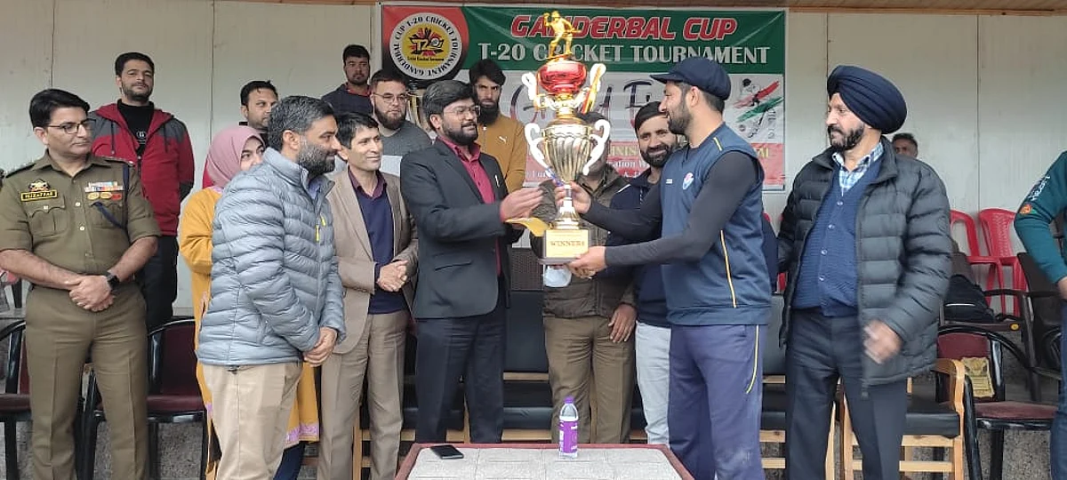 The final match was played between Kangan 11 and Beehama Warriors. While the Kangan 11 registered its triumph.
