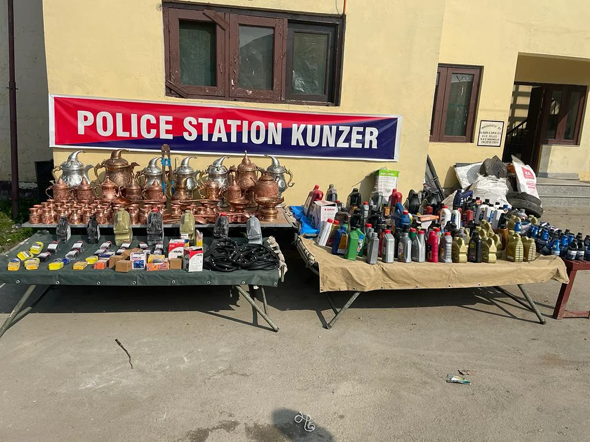During the interrogation of the arrested person, the name of one more person surfaced who was identified as Basharat Ahmad Bhat, resident of Gund Hassi Bhat Srinagar.