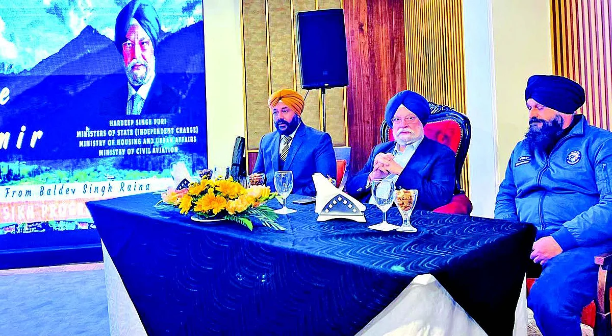 UKSPF Chairman S Baldev Singh Raina and other prominent Sikhs of Kashmir had honoured Minister at the stage.