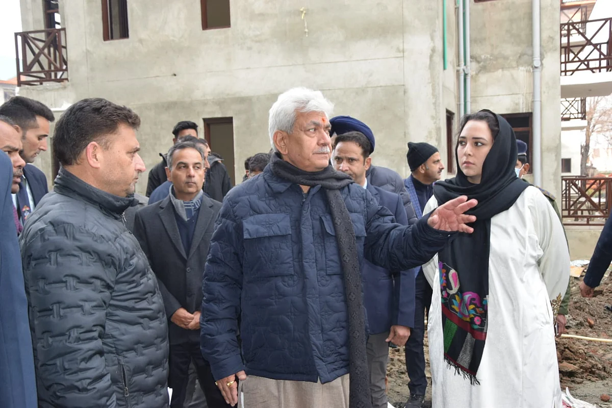The concerned Deputy Commissioners (DCs) briefed the LG on the progress of works pertaining to different departments including power, water supply, and other additional works.