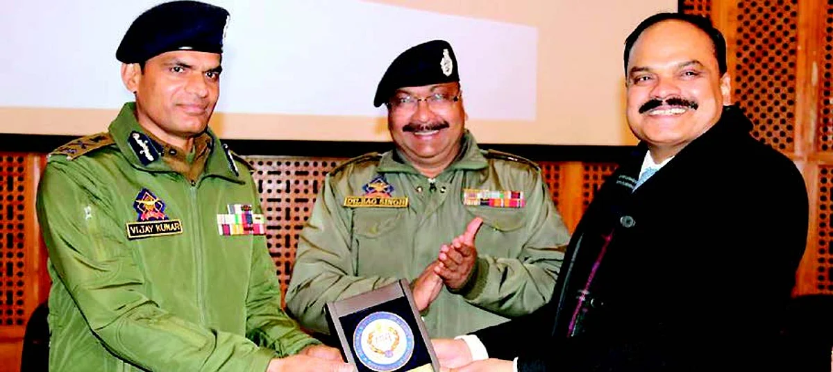 ADGP Kashmir Vijay Kumar in his address threw light on the role of Jammu and Kashmir Police at different stages. He said that J&K Police has re-focused on the investigation of crimes of special nature.