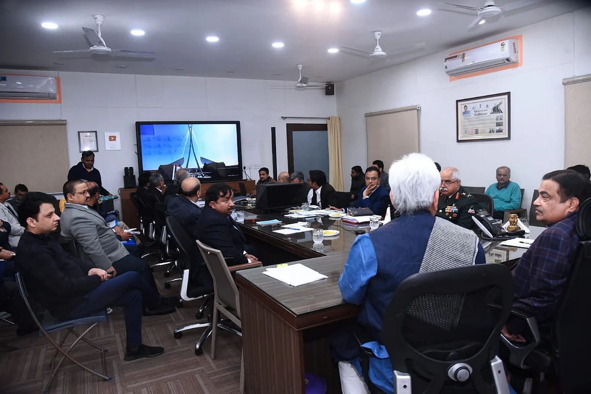 LG Manoj Sinha along with Union Minister for Road Transport and Highways Nitin Gadkari during the meeting.