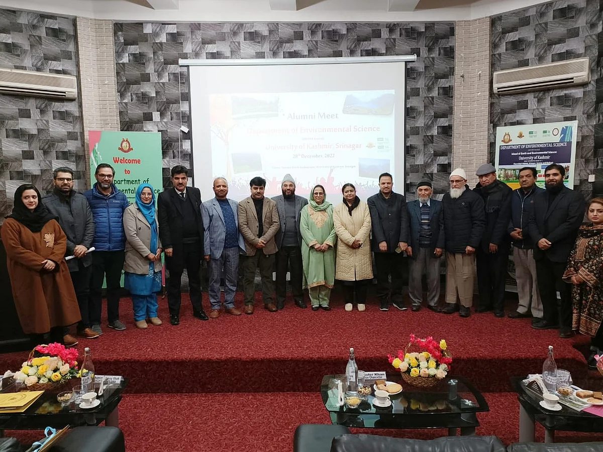Kashmir University mulls 'Alumni Club' as dedicated space for former students: VC