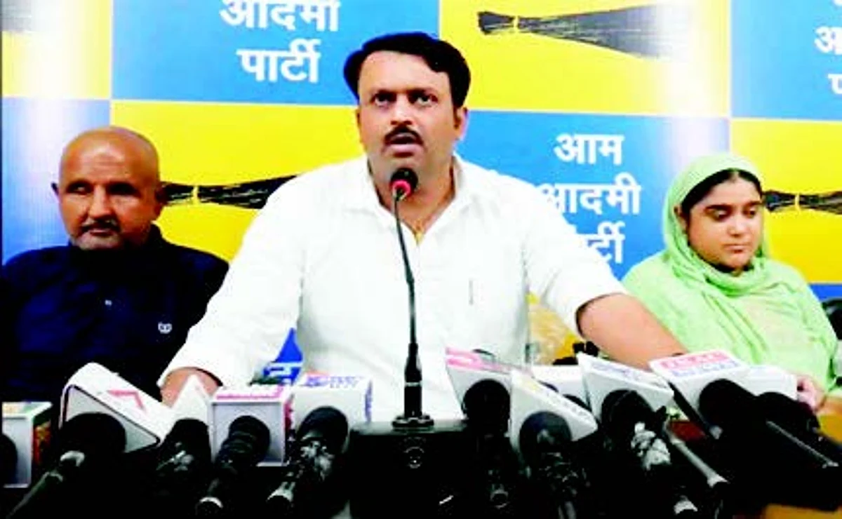 Silence on F&ES scam exposes attempts to shield accused : AAP