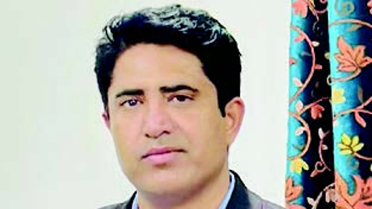 Deputy Commissioner Pulwama, Baseer-ul-Haq Chaudhary