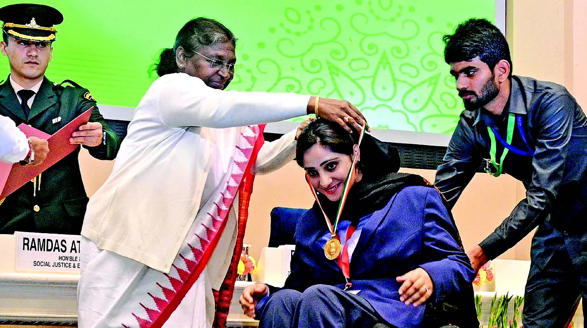 President Murmu on the occasion stressed on the maximum use of technology to remove language-related barriers in education and to make education more accessible to children with disabilities.