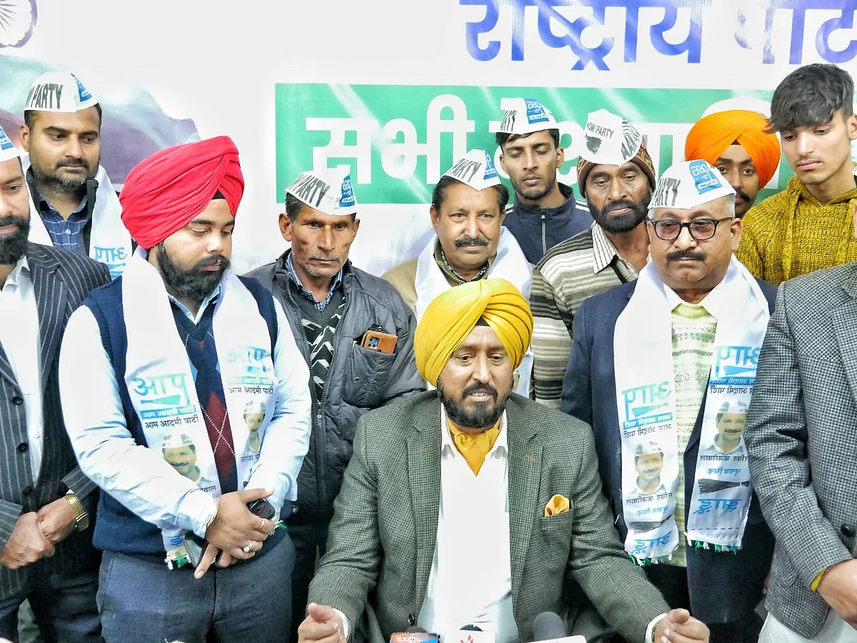 ‘Many prominent people join AAP in Jammu’