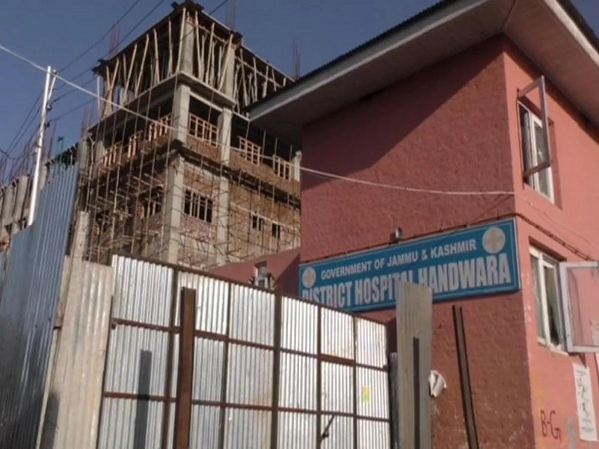 According to official data, of three sanctioned consultant gynecologist doctors at DH Handwara, two are vacant.