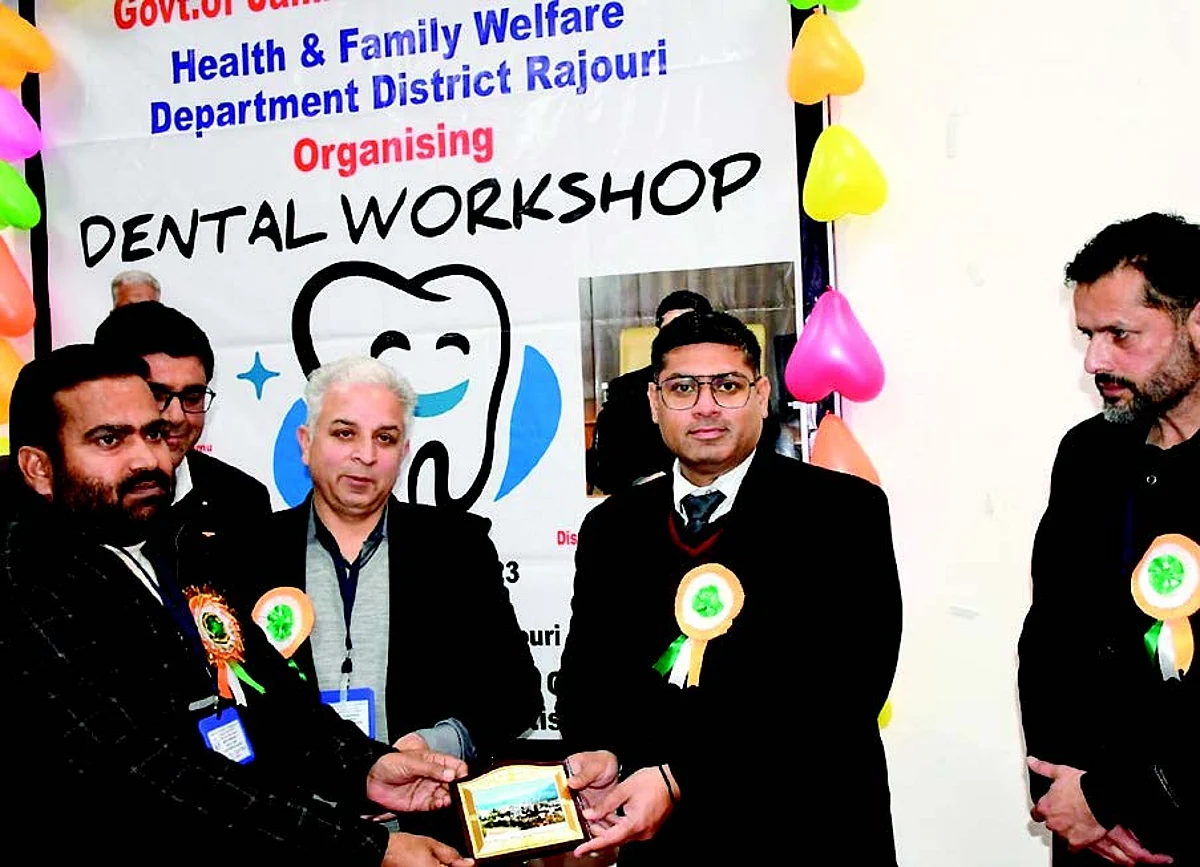 Addressing the event, the DC hailed the initiative of the health department.