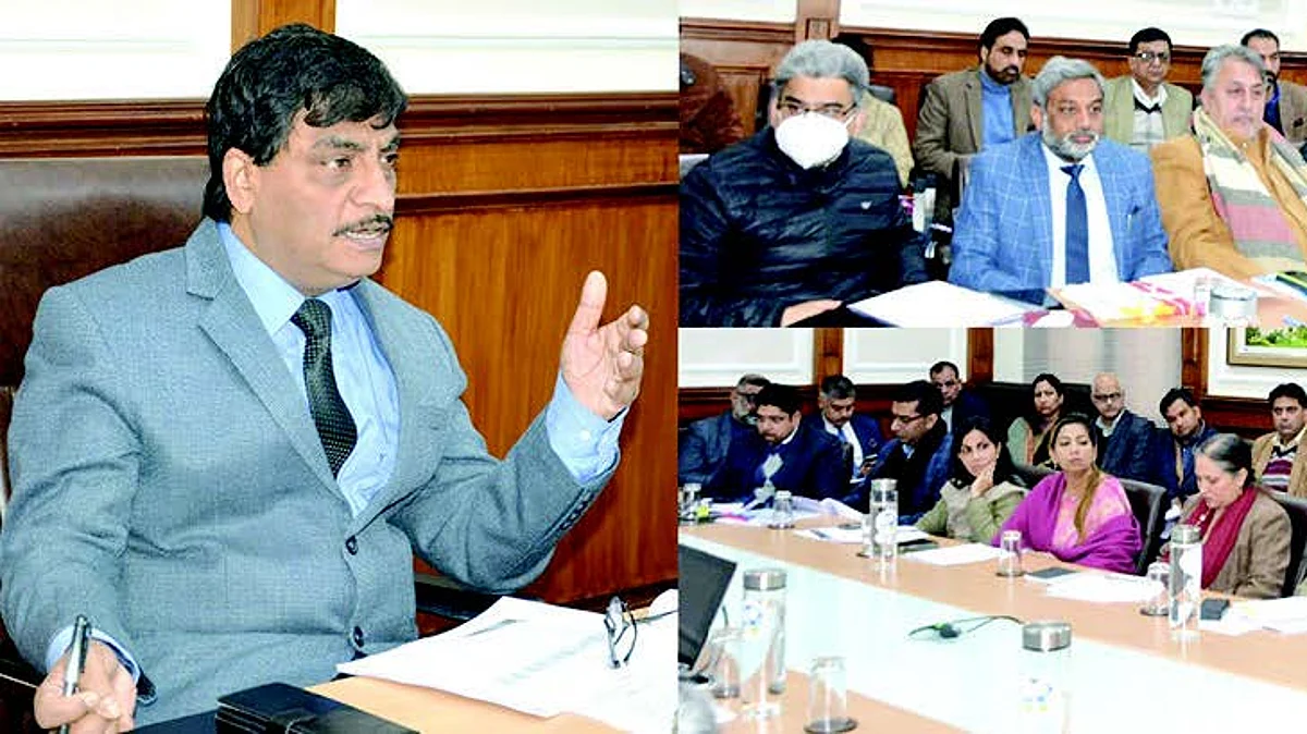 The Chief Secretary stressed on continuing this pace and momentum of development and reforms in administration so that the objective of less government more governance is achieved effectively.