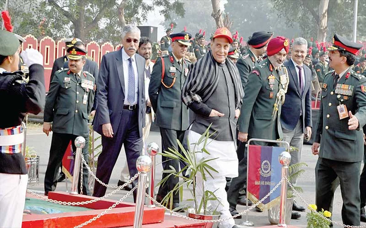 Rajnath Singh bats for ending ‘use & throw’ for betterment of environment, society