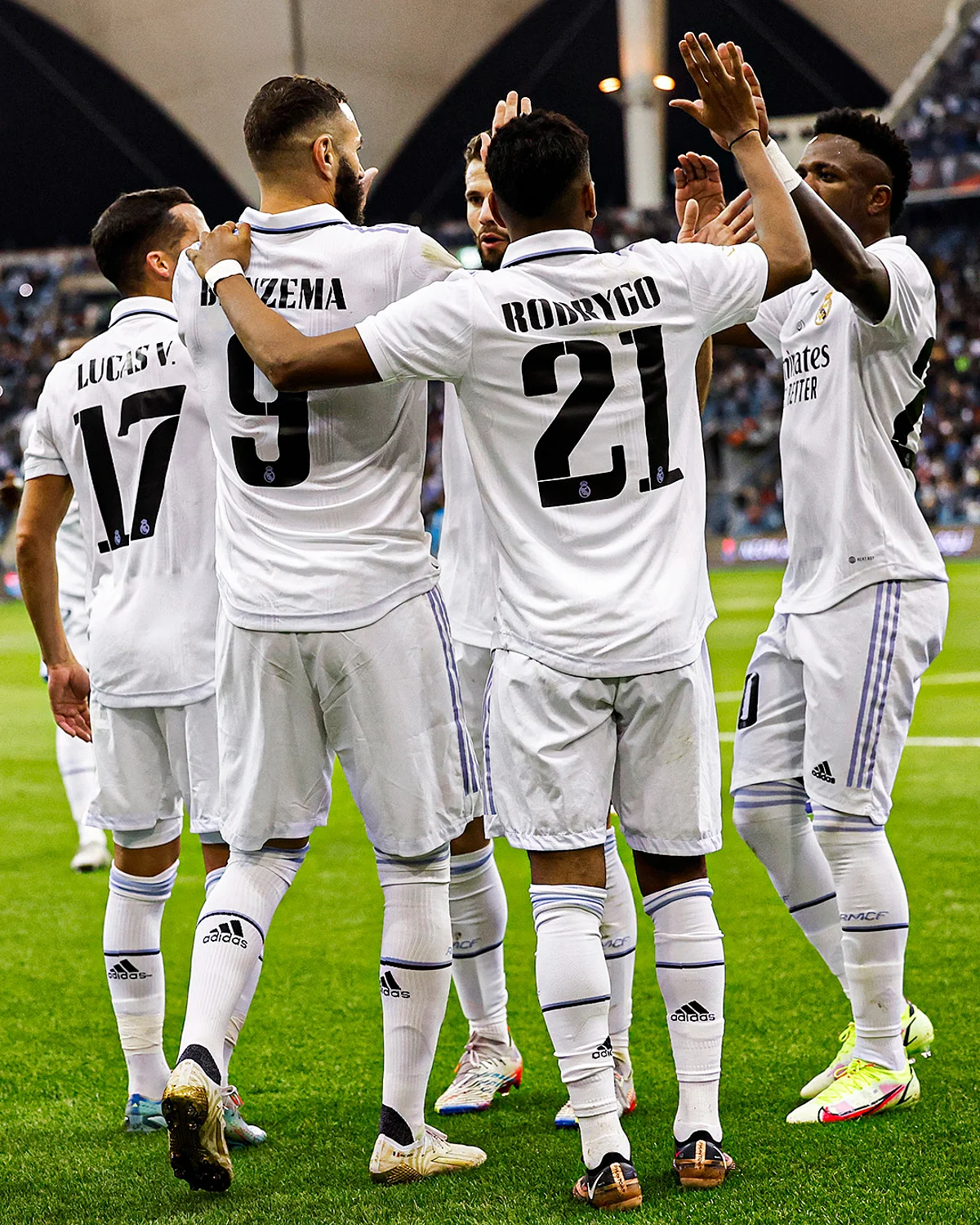 Ancelotti’s plans were spoiled when Eduardo Camavinga didn’t start the second half, spending the rest of the game sitting in the dugout with an ice pack strapped to his knee, reports Xinhua.