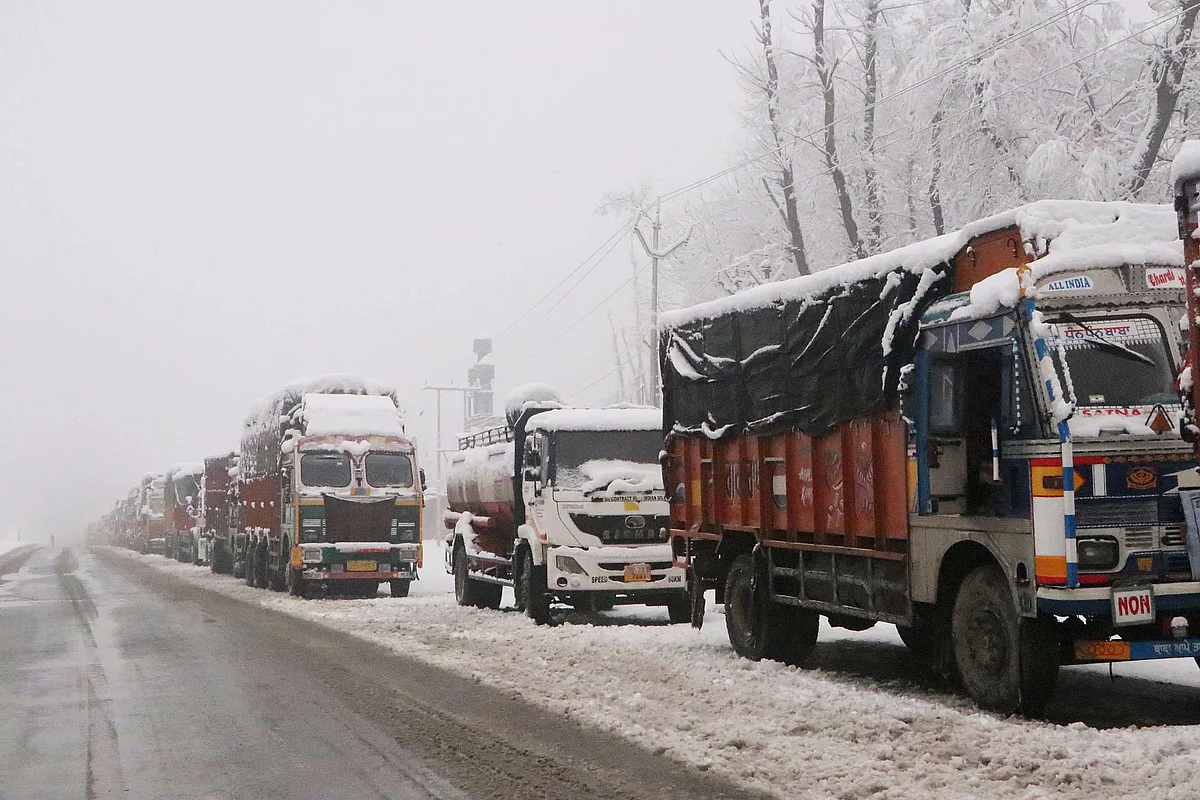 The concerned officials should be ready with men and machinery in case the weather condition turns hostile and major snowfall occurs.