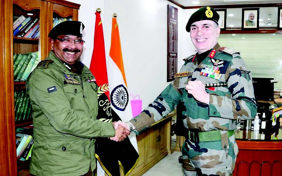 During their discussion, strengthening and augmenting of security measures in order to counter the new tactics of terrorists including dropping of arms ammunition and drugs being adopted by Pakistan were discussed.