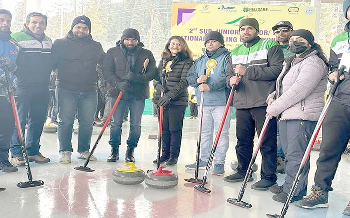 Gulmarg hosts 2nd National Curling Championship