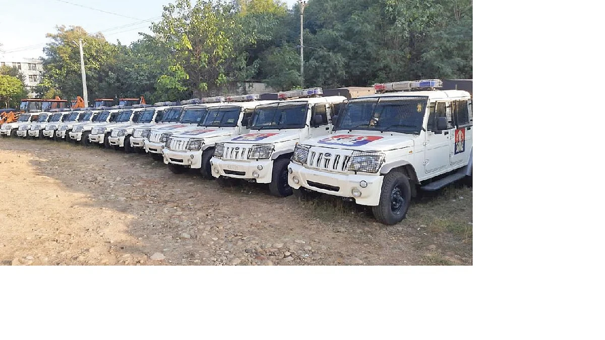 J&K Police flag off 30 retrofitted vehicles
