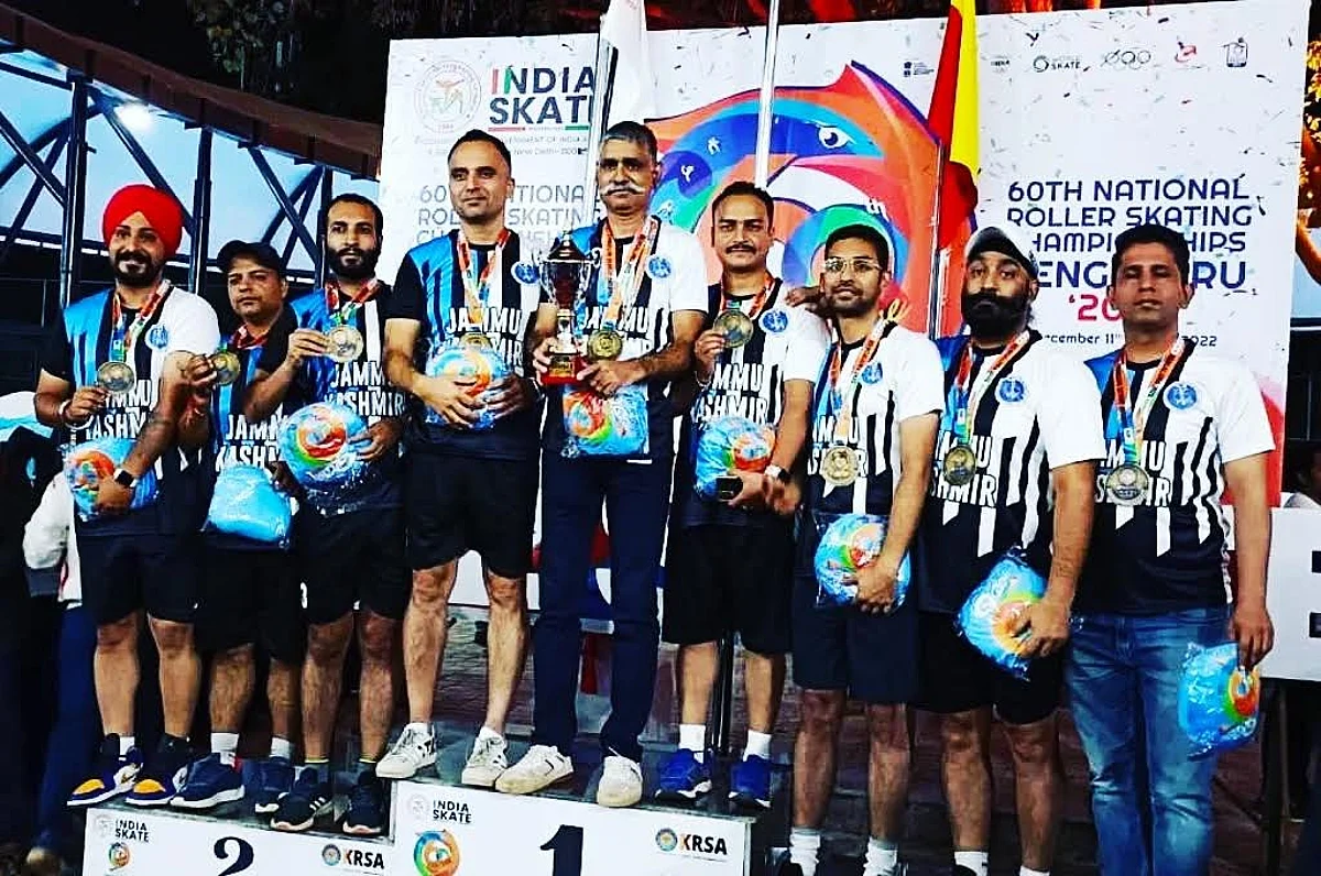 Masters' roller hockey team of J&K