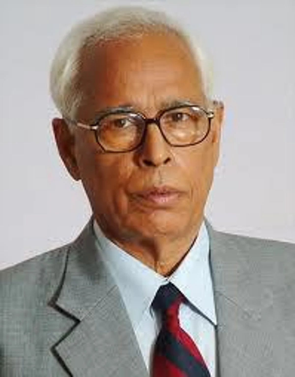 Extension of Jammu Airport Guv seeks Defence Minister’s intervention