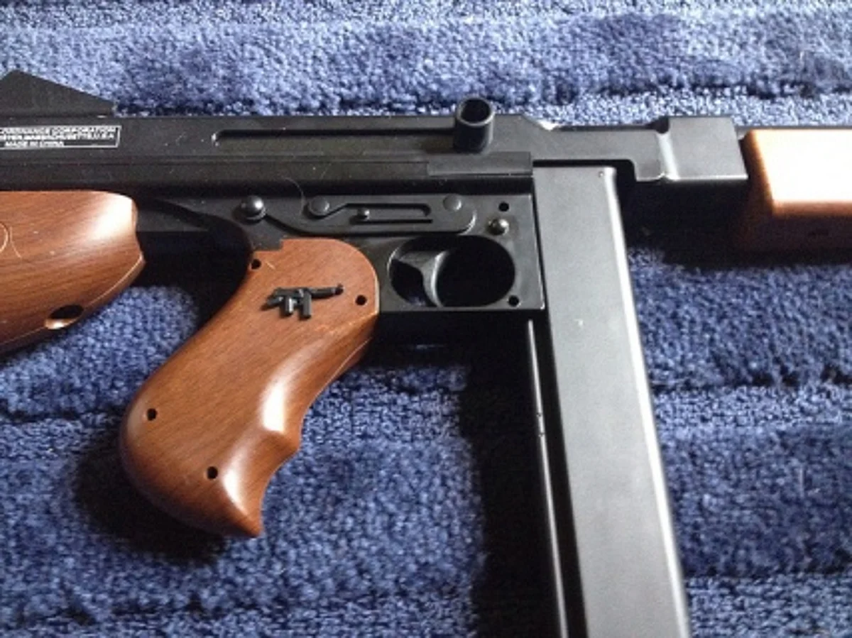 Driver flees with rifle of BJP leader’s PSO in Kashmir