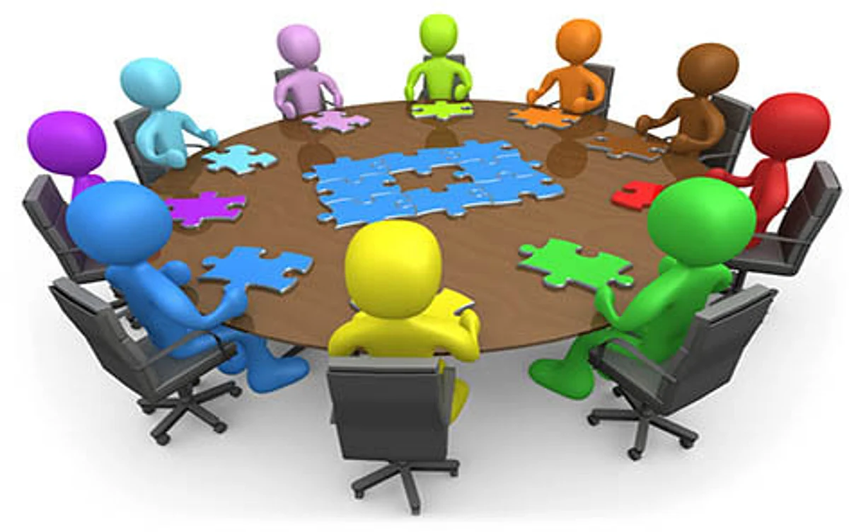 Pahari Forum discusses community issues