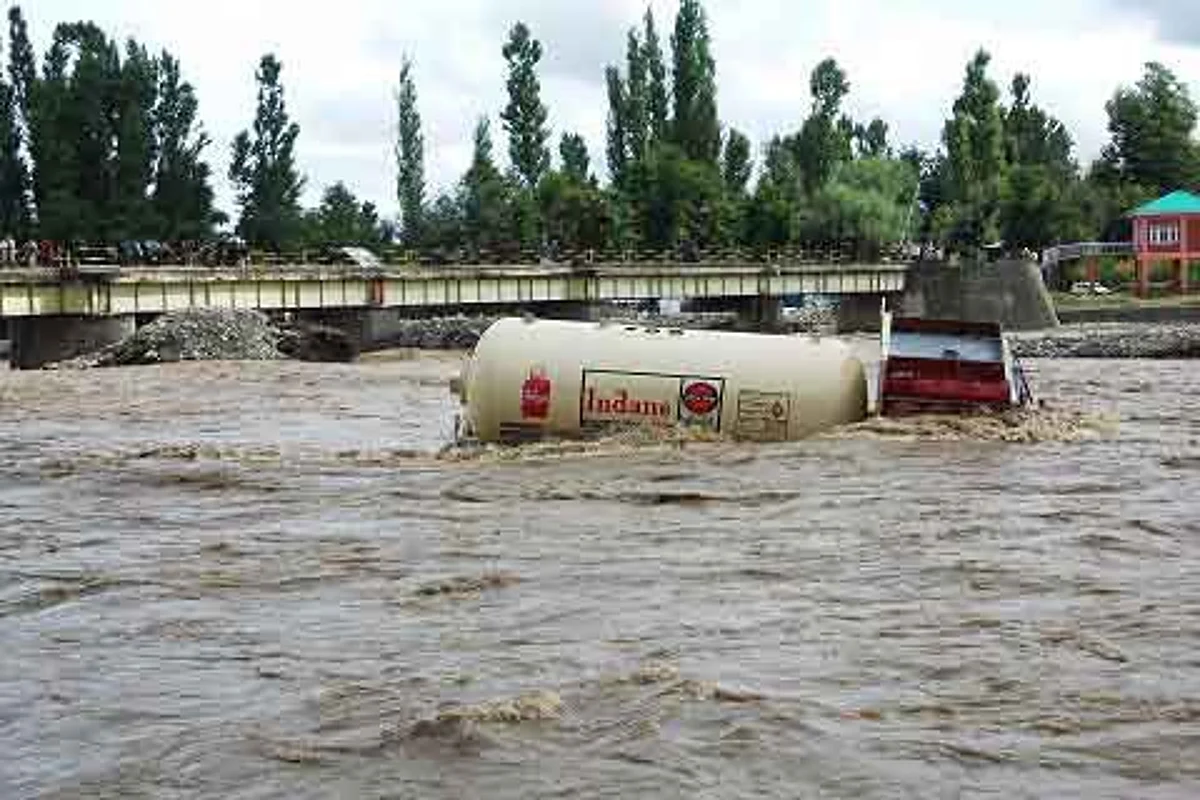 Death toll in Rajouri flash floods reaches 3