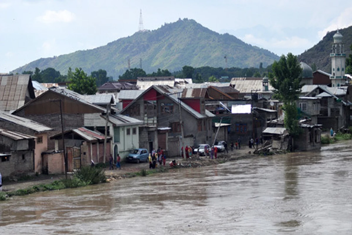 Unidentified male body recovered from river Jhelum in Srinagar