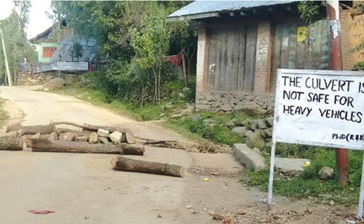 Khag-Drang road closed as bridge caves in at Shunglipora