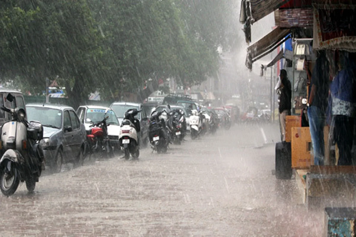 Parrikar, Army Chief cancel visit to Drass after heavy rains