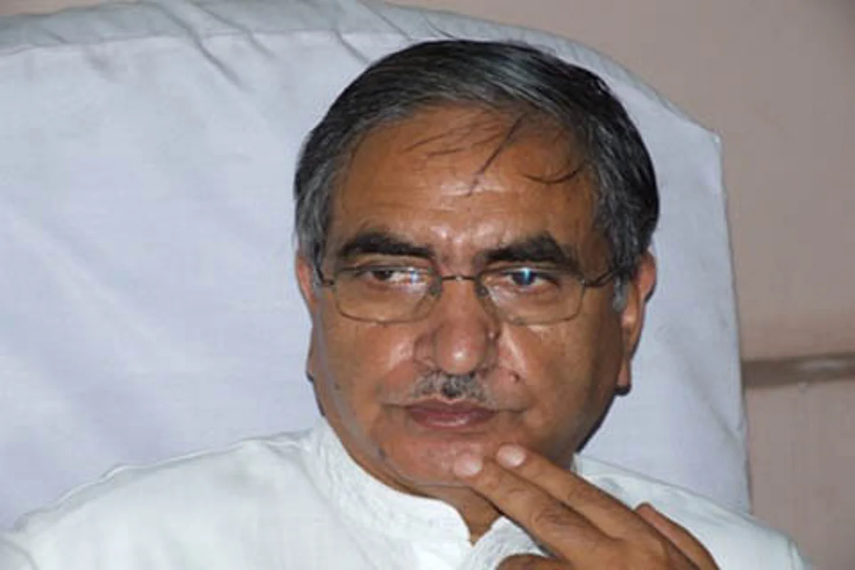 Govt’s ‘wrong policies’ pushing youth to militancy: Hassan Mir