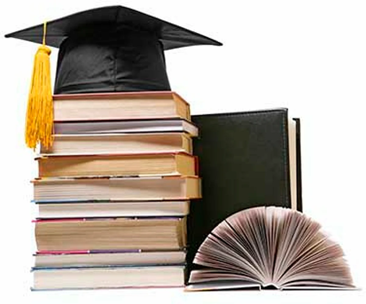 Vodafone awards scholarships to 100 Kashmir students