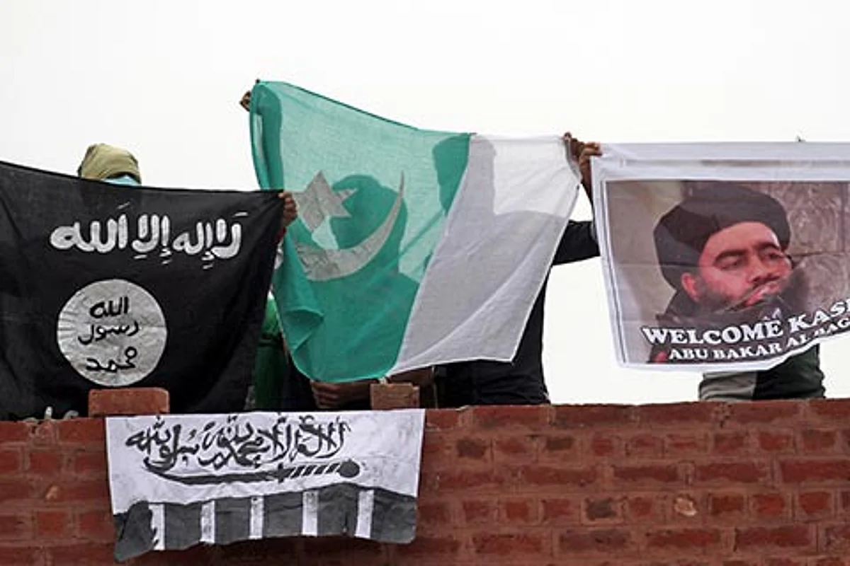 Police probe appearance of Al-Bagdadi’s photographs in Shaher-e-Khaas