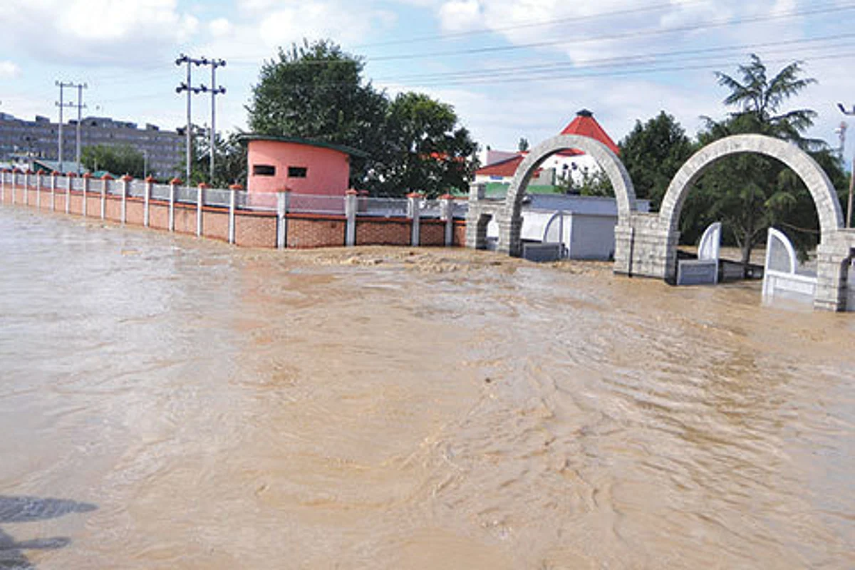 In trying times, JK’s top court came to rescue of flood victims