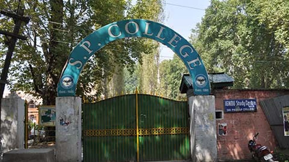 Sri Pratap College celebrates Teachers’ Day