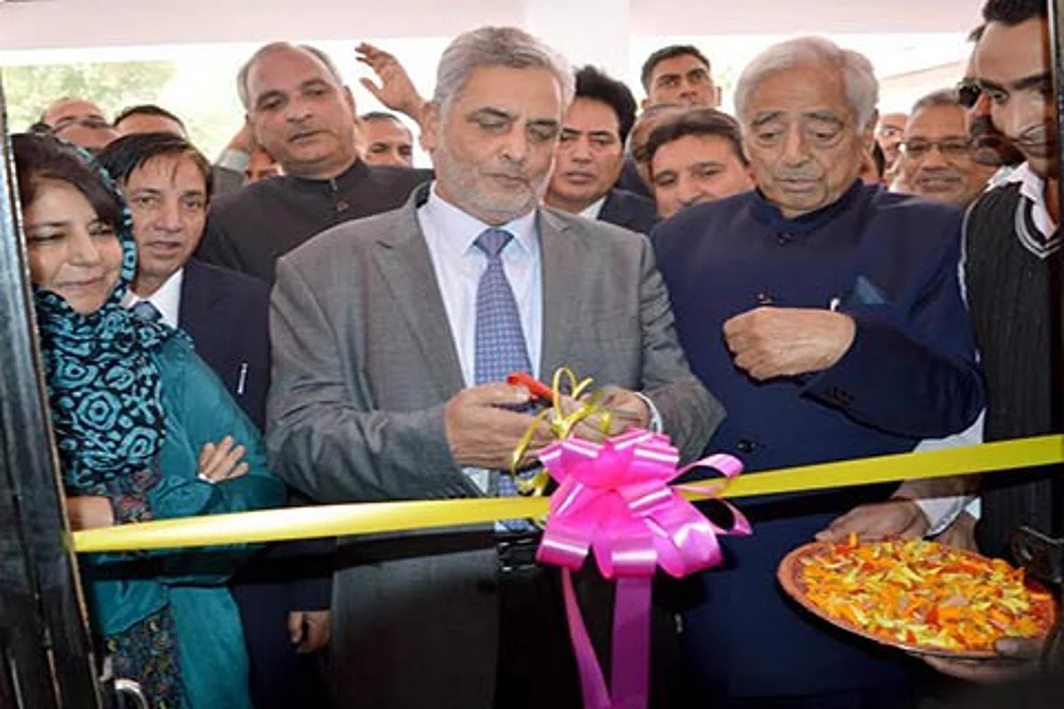 CM hails JK Bank for ‘quality intervention in education sector’