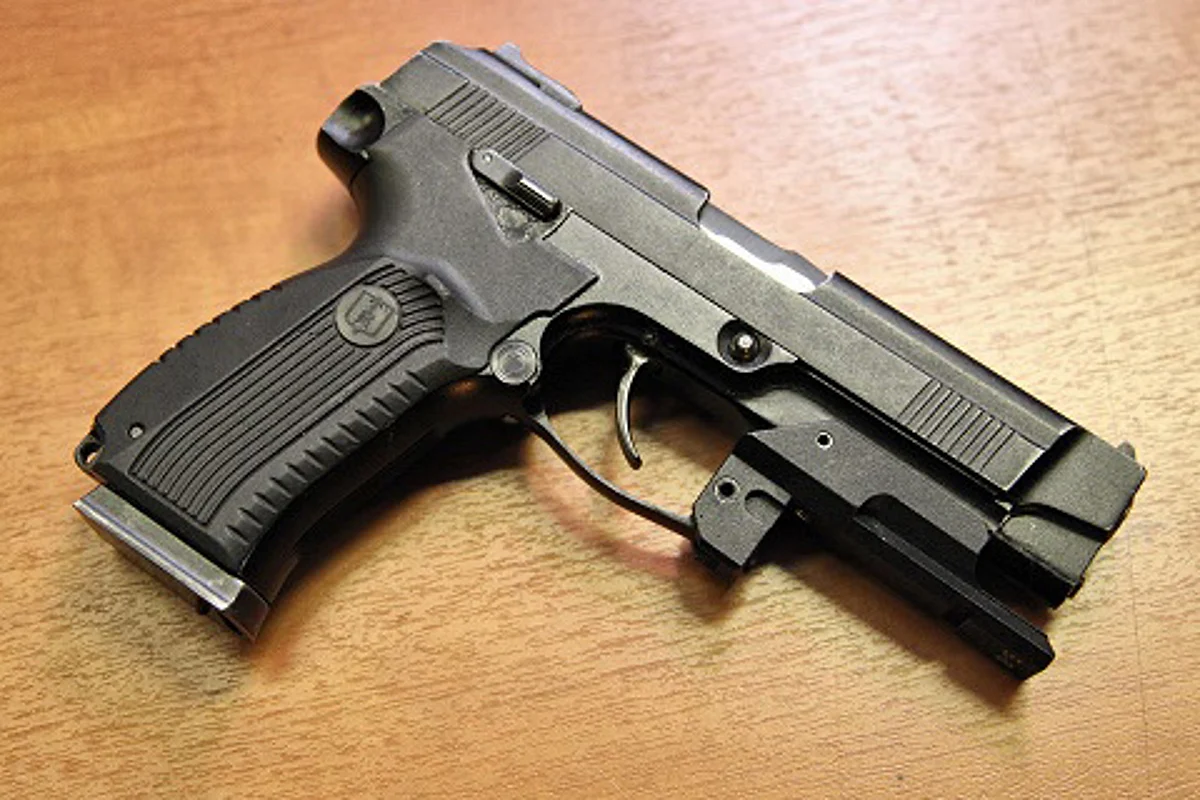 Three arrested for loot at toy gunpoint in Kashmir