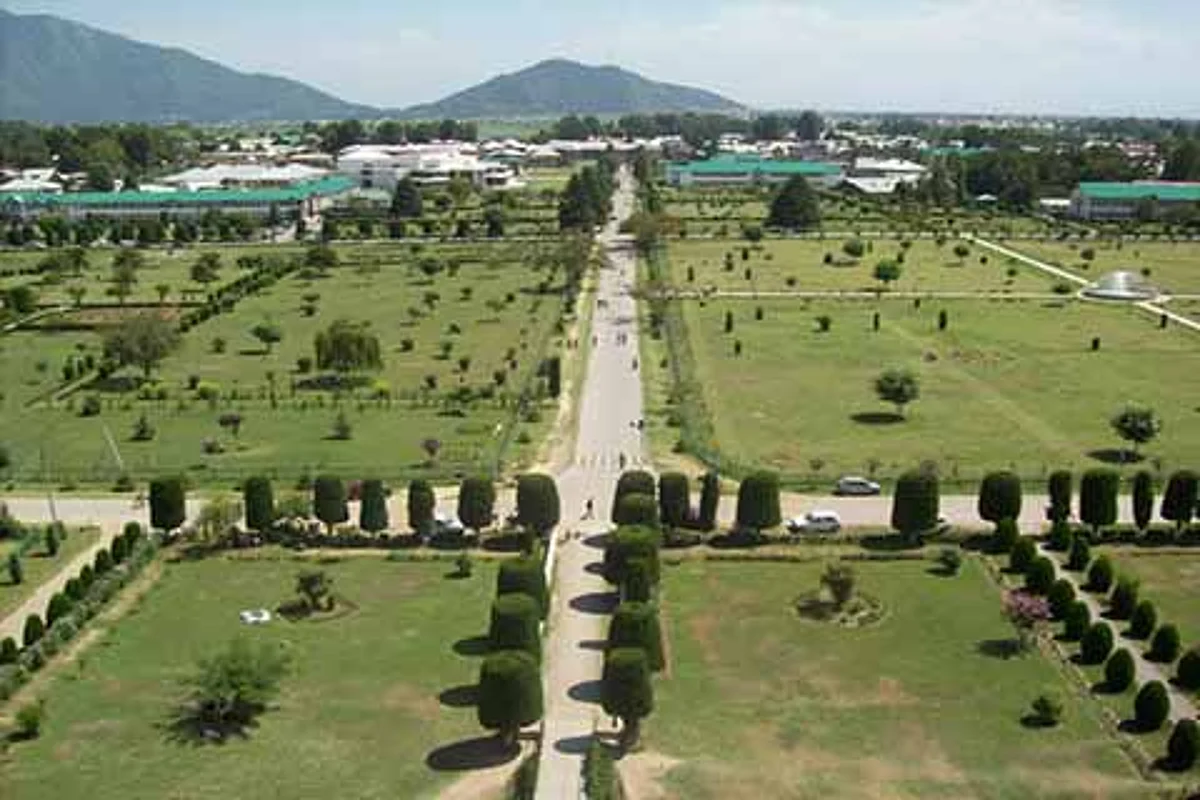 Scientists in huddle at biodiversity conservation meet