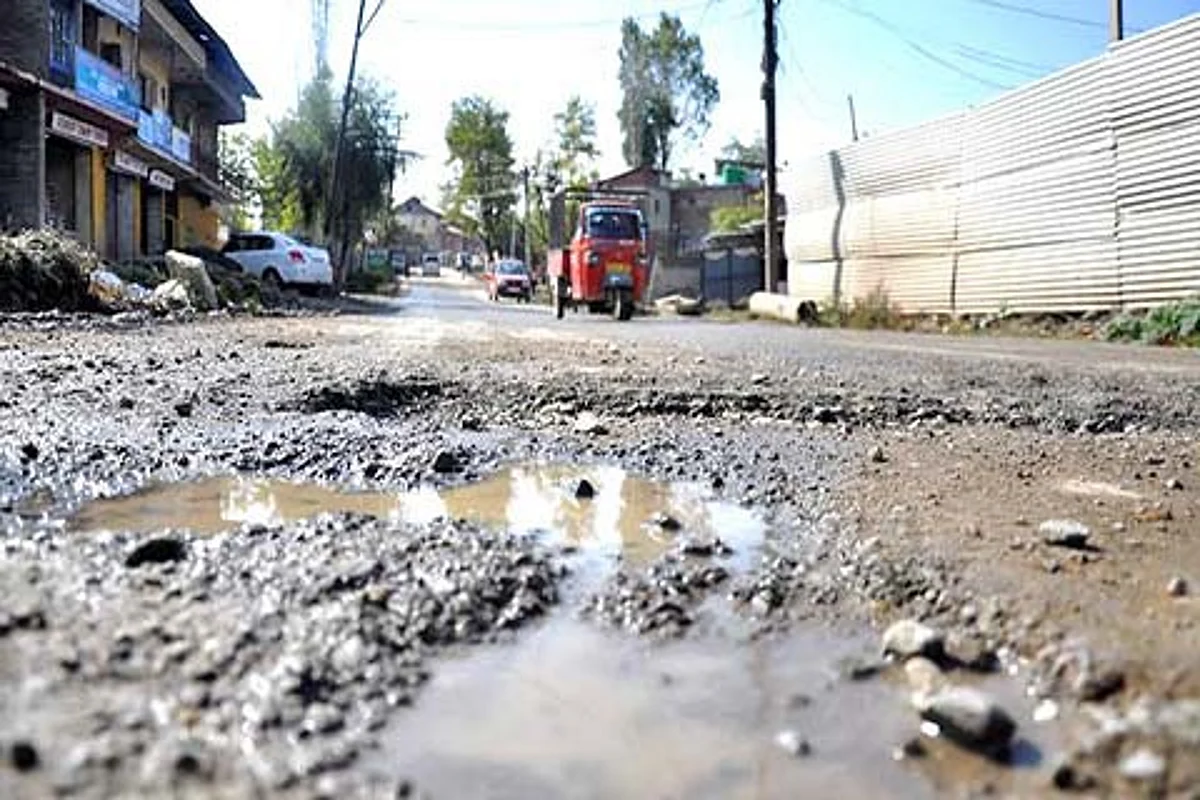 Mendhar villagers crave for better roads