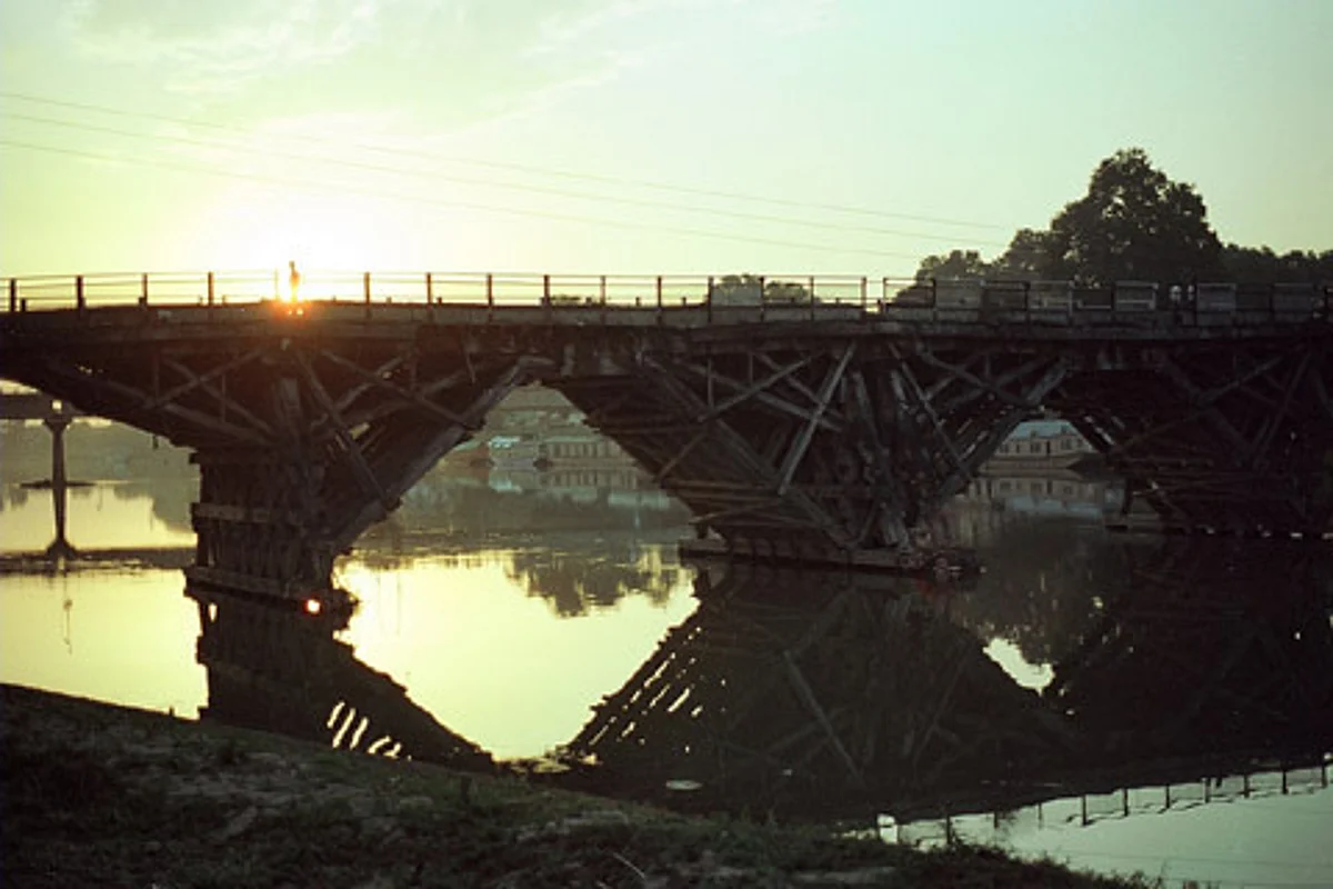 Representational Image