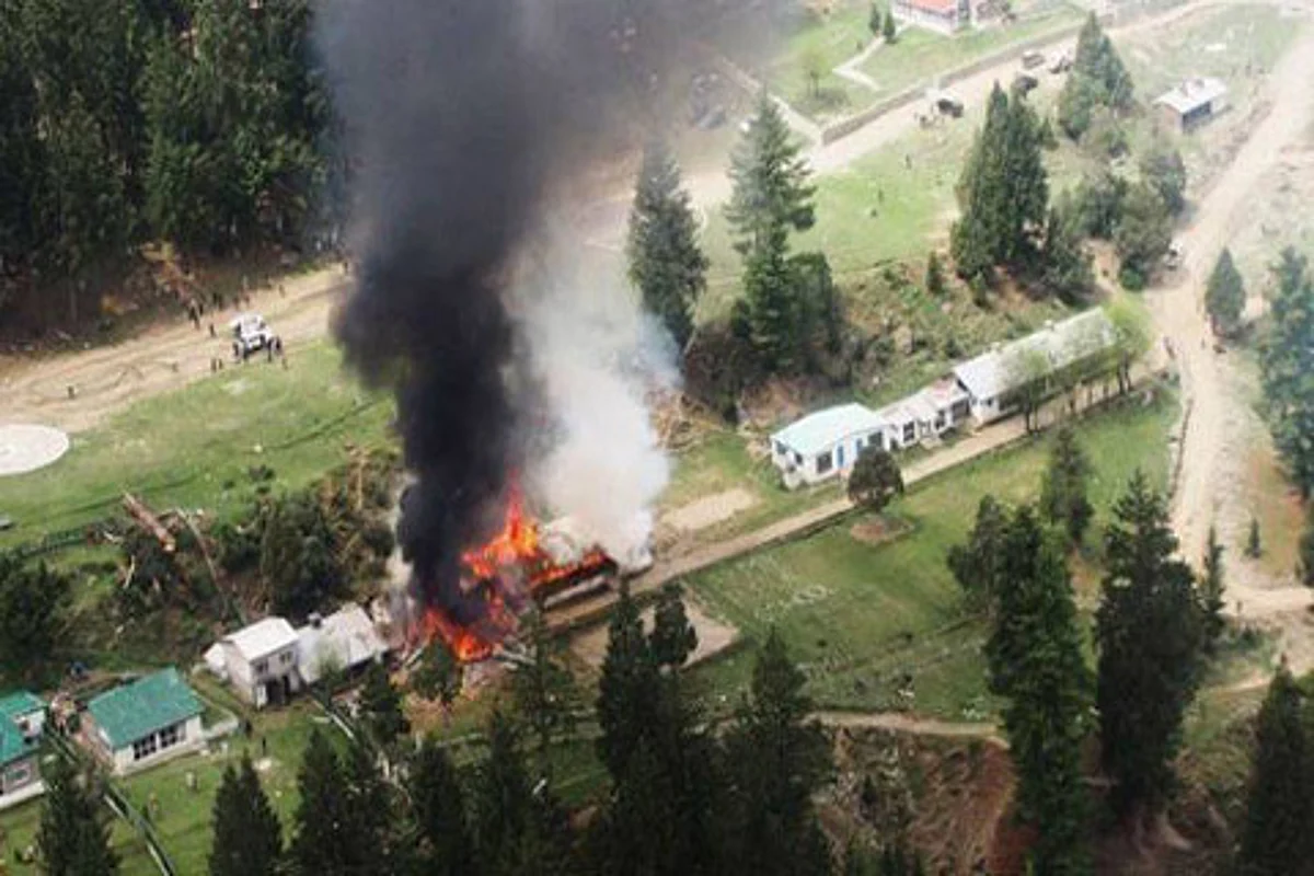 Turkey shoots down Russian plane
